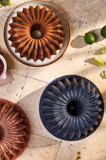 STOREMAX Sellbuyst Palm Tree Cake Mold Navy Blue Trendy 266450