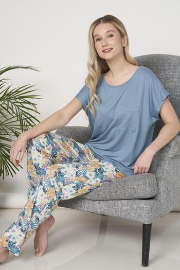 Pijadore 1629 Set de pijamale cu mânecă scurtă cu model floral pentru femei