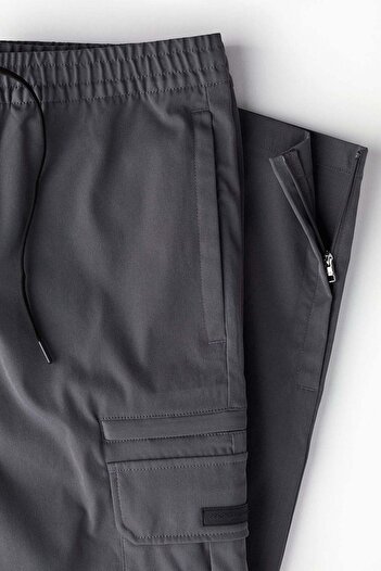 H&M Slim Fit Cargo trousers