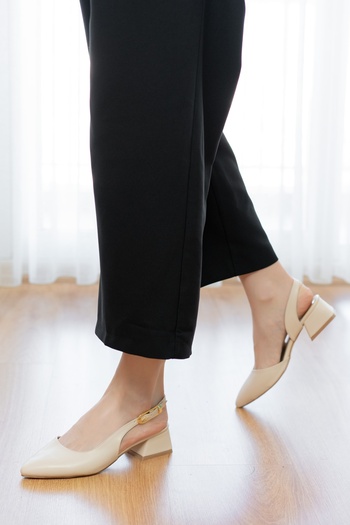 DİVOLYA Aura Beige Side Buckle (4 cm Heel Height) Pointed Toe Heeled Ballerina Shoes
