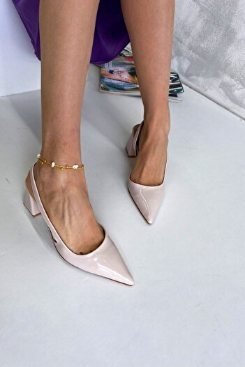 inizio Beige Patent Leather Thick Heel Women's Shoes Ft915