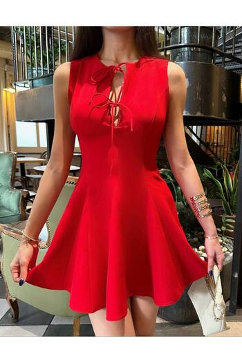 LOCH BUTİK Women's Red Front Bust Bow Skirt Mini Dress with Fluff