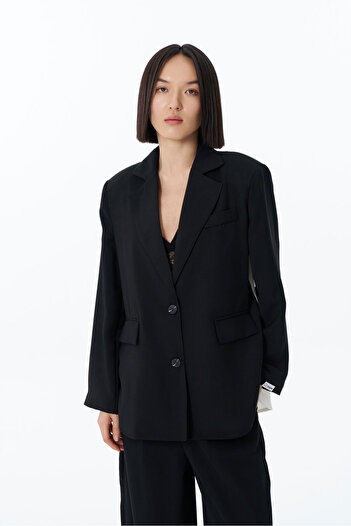 Quzu Buttoned Blazer Jacket with Back Window Detail Black