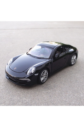 Rastar PORSCHE 911 ČERNÝ KOVOVÝ AUTO V MĚŘÍTKU 1:24