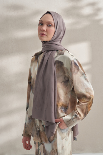 ARMANDA Dark Mink Crepe Jacquard Prism Shawl