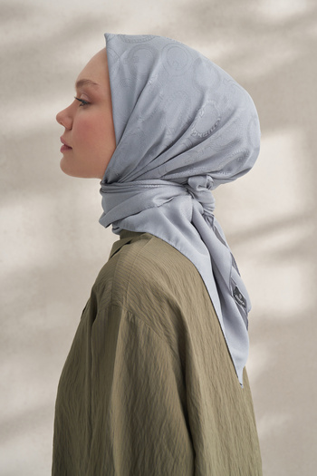 ARMANDA Crepe Jacquard Q Pattern Scarf - Gray