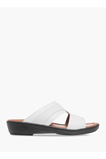 LBL by Shoexpress LBL by Shoexpress Textured Slip-On Arabic Sandals