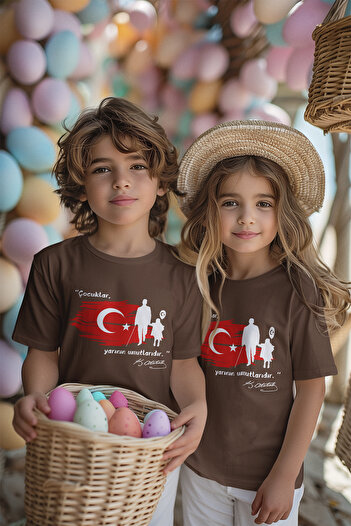 MYADA Προσαρμοσμένο Παιδικό T-Shirt με στάμπα της ημέρας της 23ης Απριλίου