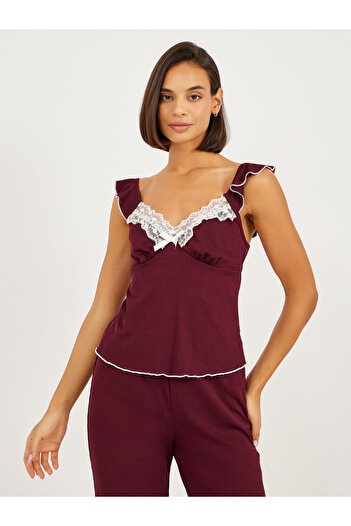 Styli Ruffle Sleeve Contrast Lettuce Hem Lace Cami and Pyjama Set