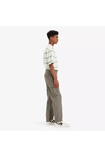 Levi's Men's Straight Fit Khaki Cargo Pants - A7364-0002