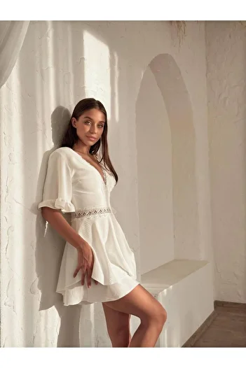 FASHION COCKTAIL Backless Brode Lace Detail Shorts Jumpsuit V Neck Laced Ruffle Sleeve Summer Bohemian Shorts Jumpsuit