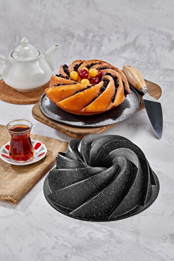 Doremcy Eda Granite Casting Set of 2 Tart and Wind Molds – Non-Stick, Oven Resistant, Black
