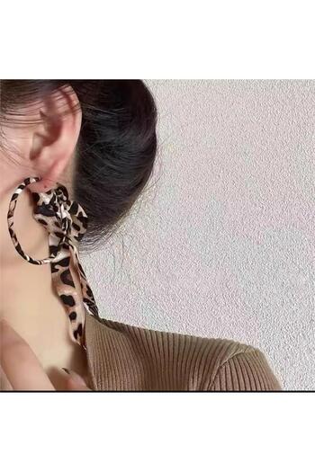 Pelin Aksesuar Leopard Fabric Dangle Hoop Earrings
