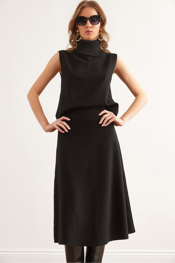 Olalook Black Fisherman Sweater and Bell Skirt Thessaloniki Suit - Tkm- 19000353