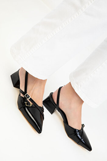 SOHO Black Patent Leather Women's Classic Heeled Shoes 19067