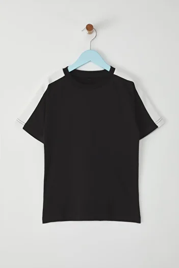 TRENDYOLKIDS Black Boy's Color Block Knitted T-Shirt Tkdss25Ts00065