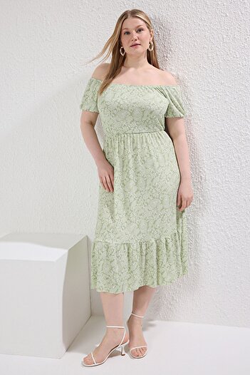 Trendyol Curve Light Green Maxi Dress with Ethnic Pattern - Plus Size Tbbss22Ah00009