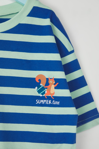 TRENDYOLKIDS Turquoise 100% Cotton Unisex Striped Printed Oversize Fit Short Sleeve Knitted T-Shirt Tkdss25Ts00037