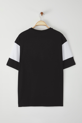 Trendyol Collection Μπλουζάκι Oversize Black College - 100% βαμβάκι, εμπριμέ σκληρό ύφασμα TMNSS25TS00097
