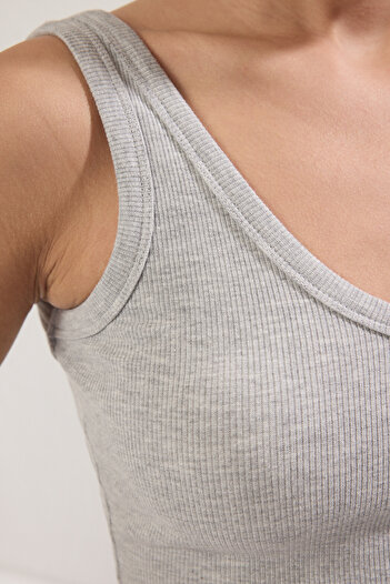 Trendyol Collection Γκρι μελανζέ ριμπ V-λαιμόκοψη Super Crop εύκαμπτο πλεκτό εσώρουχο TWOSS24AL00029