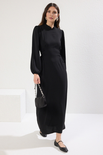 Trendyol Modest Μαύρος γιακάς Judge Beli Britli Aerobin υφαντό φόρεμα TCTSS25EB00082
