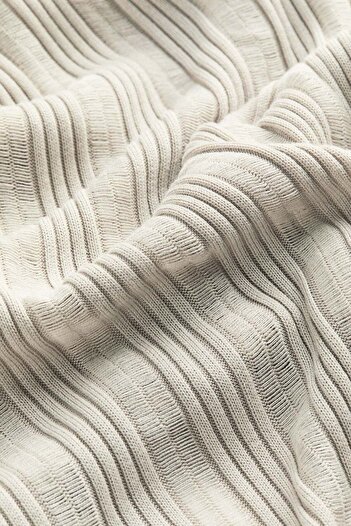 H&M Textured-knit bodycon dress