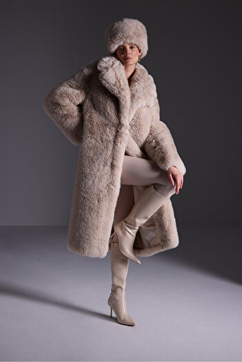 Açelya Okcu Premium Long Feather Rex Faux Women's Fur Coat