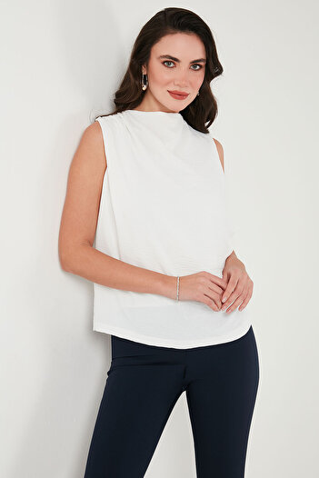 Lela Slim Fit Stand-up γιακάς Μπλούζα με κορδόνι ώμου 6527836