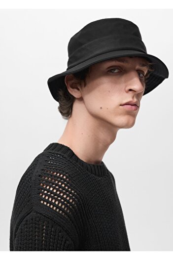 MANGO Man Hat --