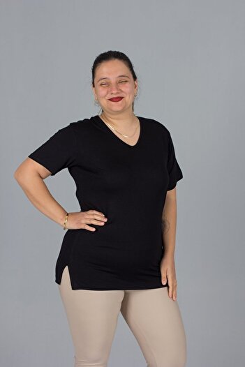 Truva XXL Plus Size V-Neck T-Shirt