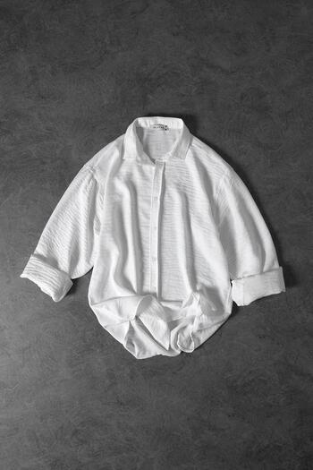 Slatra Men's White Oversize Sofia Thin Linen Shirt