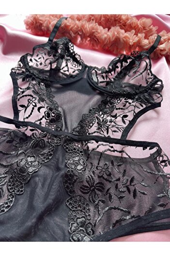 Jeevee Siyah Brode Dantelli Bodysuit Babydoll (KADIN ÇEYİZ SEKSİ FANTEZİ TRANSPARAN IÇ ÇAMAŞIR TAKIMI)