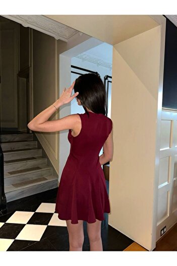 LOCH BUTİK KADIN BORDO ÖN GÖĞÜS FİYONKLU ETEK VOLANLI MİNİ ELBİSE