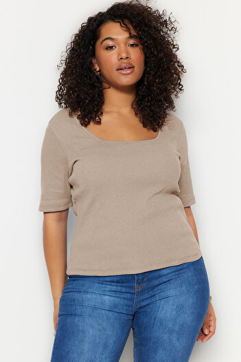Trendyol Curve Beige Square Neck Contrast Bias Plus Size T-Shirt - Tbbss22Bf0027
