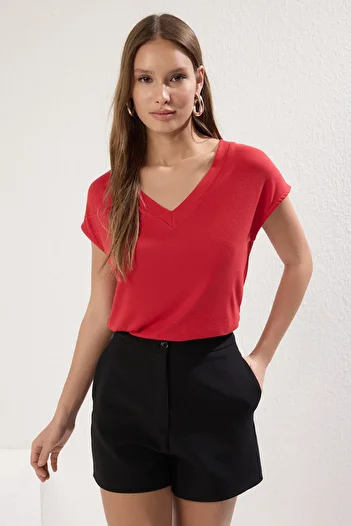 Trendyol Collection Red Stretchy Viscous Blouse - Moon Sleeve V-Neck, Fitted Twoss24Bz00433
