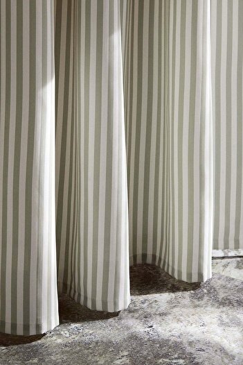 H&M Striped shower curtain