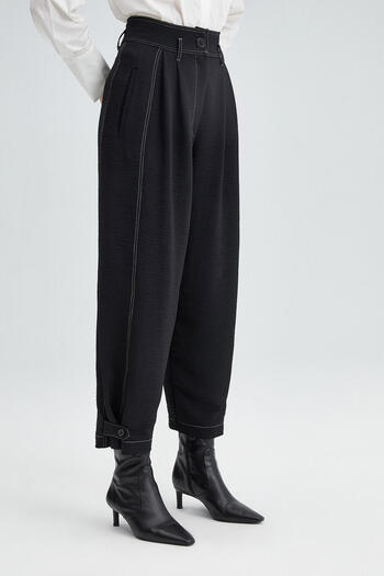 Touché Privé SHALWAR TROUSERS WITH CONTRAST STITCHING