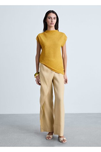 MANGO Woman Textured asymmetrical blouse