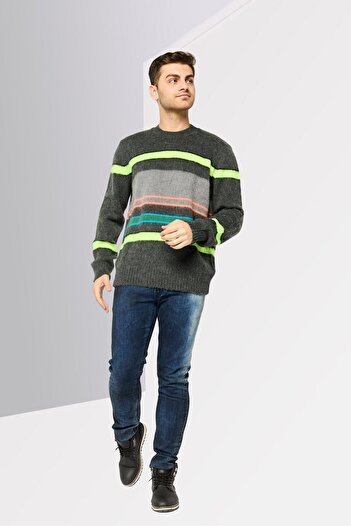 Diesel Men Crew Neck Stripe Sweater, Grey Combo
