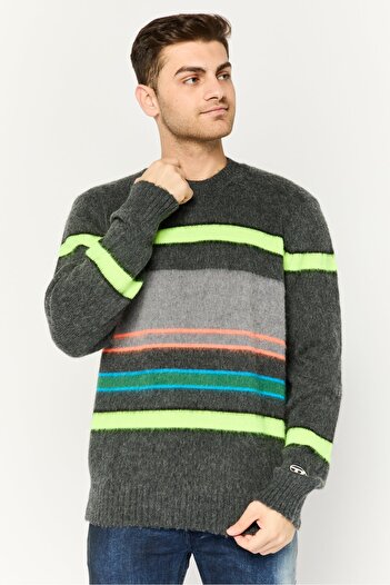 Diesel Men Crew Neck Stripe Sweater, Grey Combo