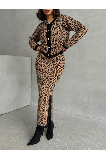 BEJNA Women's Leopard Pattern Skirt Knitwear Set