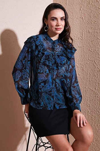 Lela Patterned Standard Fit Judge Collar Chiffon Shirt 611Go00334