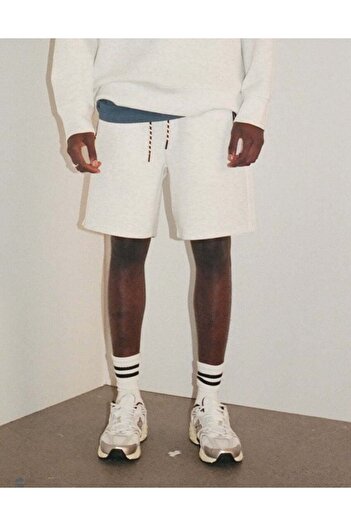 AMERICAN EAGLE AE 24/7 8" Jogger Short