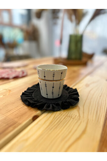 KaiHome Black Shine Linen - Ruffled under Glass