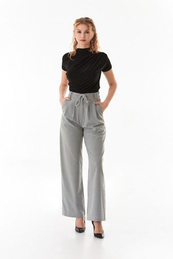 Fulla Moda Gathered Side Detailed Basic Blouse