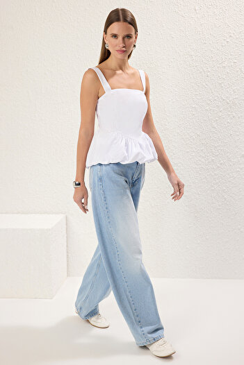 Trendyol Collection Λευκή φούστα με μπαλόνι υφαντή μπλούζα TWOSS25BZ00354