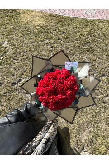 Luxe Floral Bouquet Real Looking Eucalyptus Decorated Artificial Velvet Roses 30 Pieces & Special Gift for Lovers