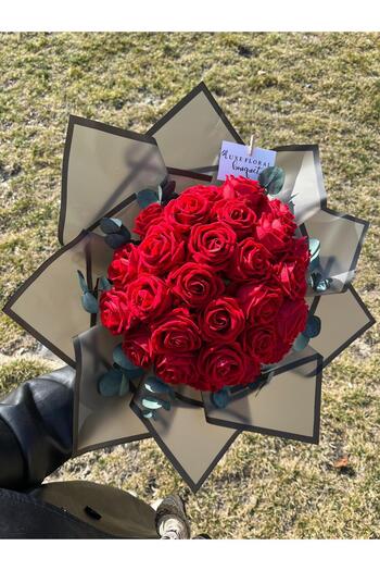Luxe Floral Bouquet Real Looking Eucalyptus Decorated Artificial Velvet Roses 30 Pieces & Special Gift for Lovers
