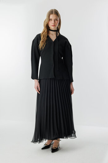 Hooopstore Naye Waist Sitting Mercerized Black Cardigan