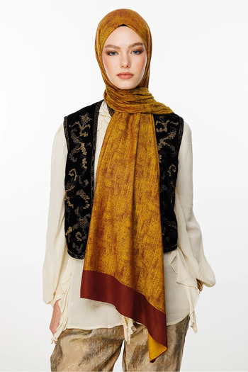 Mooncorn Sahara Pattern Double Sided Shawl Plum-Yellow